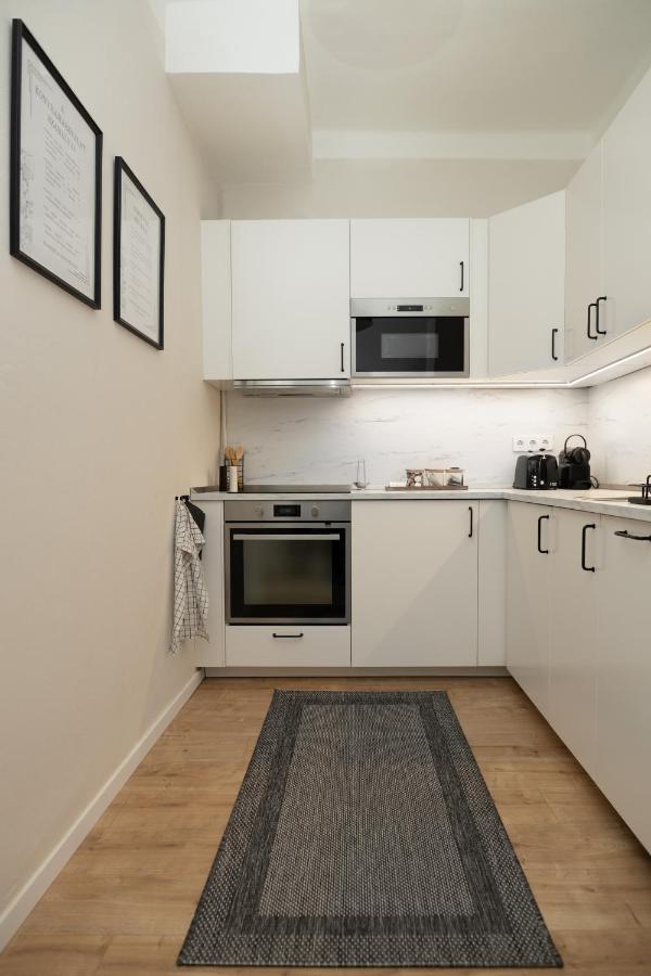 Square 2 Apartment Debrecen Bagian luar foto